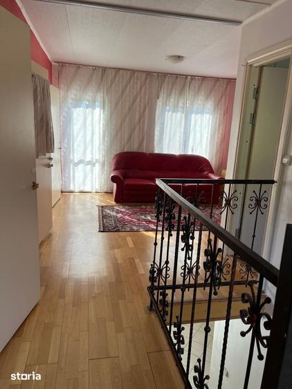 Casă cu 2 camere cu Teren 1013 Mp în Popești