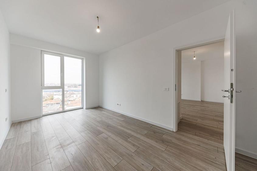 Apartament cu 2 camere decomandat în Take Ionescu