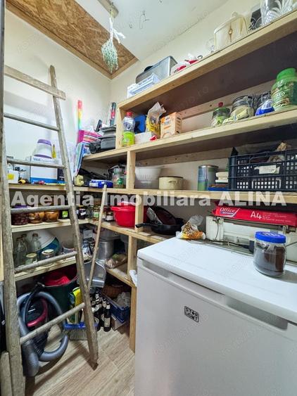 Casă cu Teren 989 Mp în Bejan
