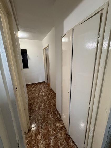 Garsonieră decomandată în Cetate