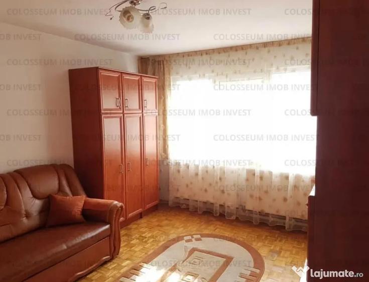 Garsonieră decomandată în Gării