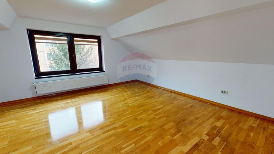 Spațiu comercial, de 244 mp, în Aurel Vlaicu