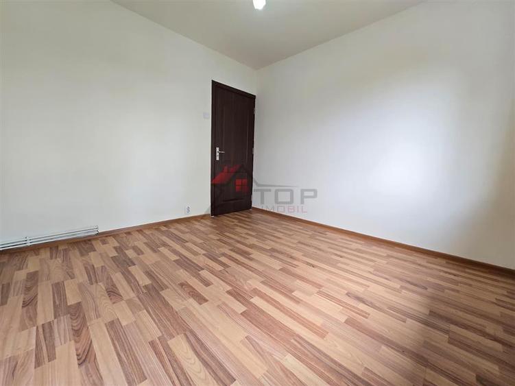 Apartament cu 2 camere semidecomandat în Mircea cel Bătrân