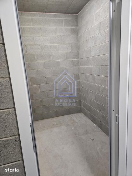 Apartament nou, mobilat ,utilat si boxa. Posibilitate parcare. - 1