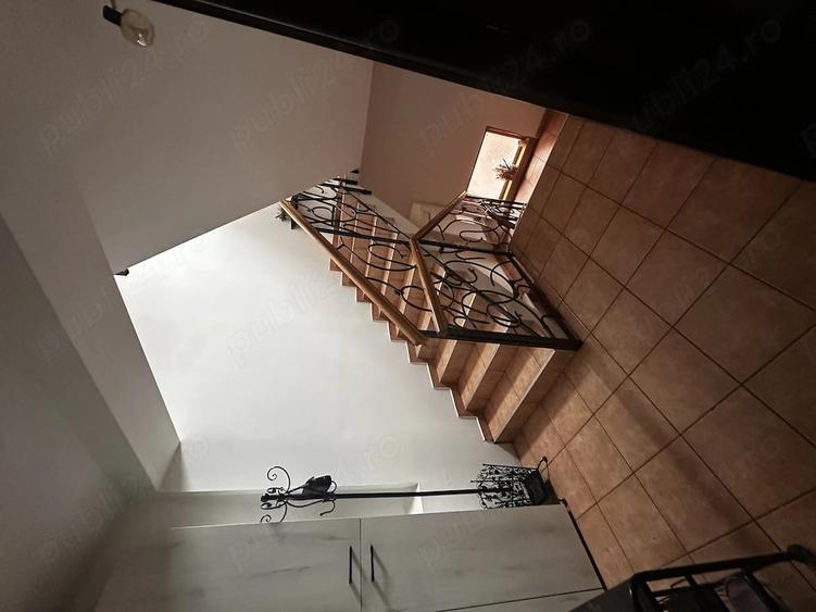 Casă cu Teren 170 Mp în Central