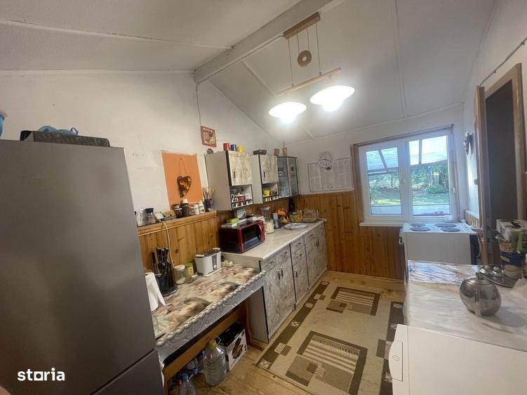 Casă cu 4 camere decomandat cu Teren 650 Mp în Central