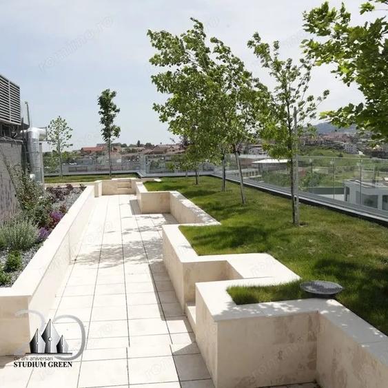 Apartament cu 3 camere decomandat în Zorilor