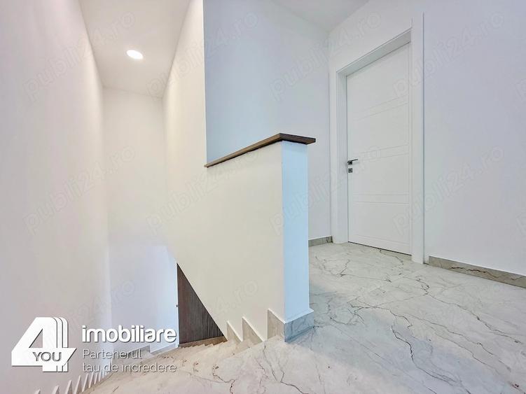 Casă cu 5 camere cu Teren 350 Mp în Livada