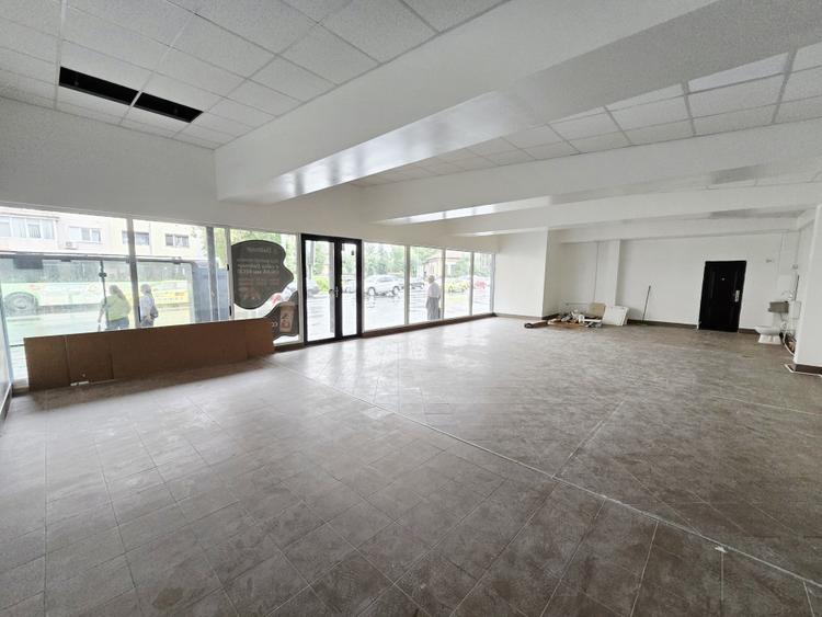 Spațiu comercial, de 100 mp, în 9 Mai