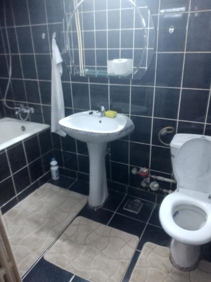 Apartament cu 3 camere semidecomandat în Nicolae Bălcescu