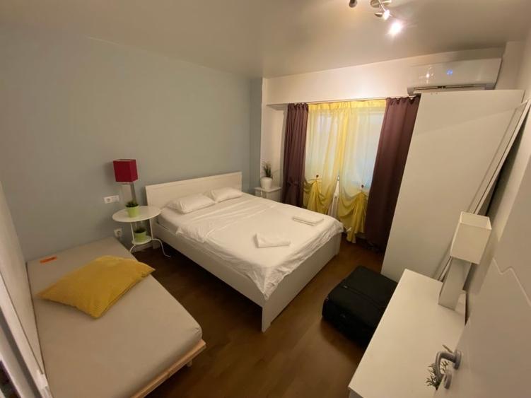 Apartament cu 3 camere semidecomandat în Ștefan cel Mare