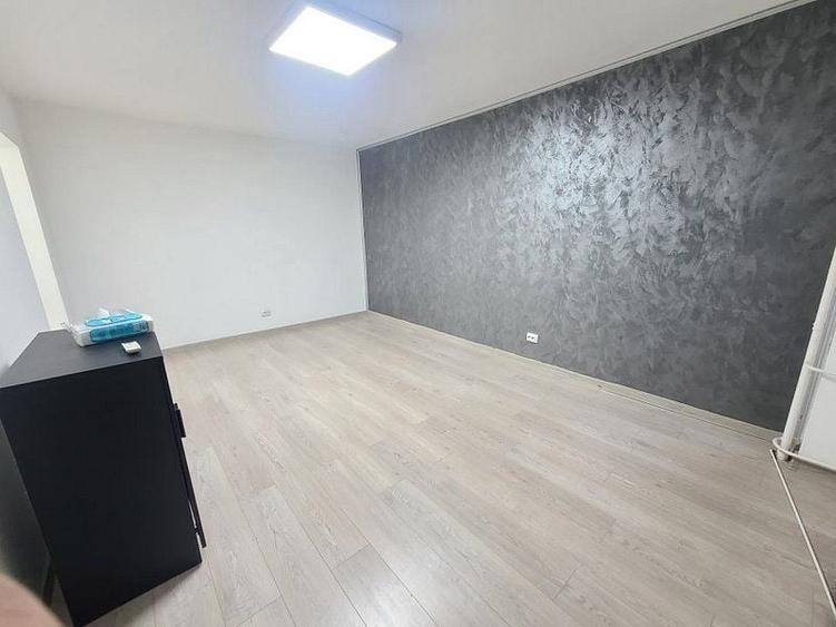 Birou, de 40 mp, în Unirii