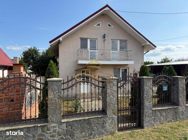 Casă cu 4 camere în Central