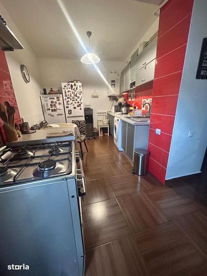 Apartament cu 2 camere semidecomandat în Centrul Civic
