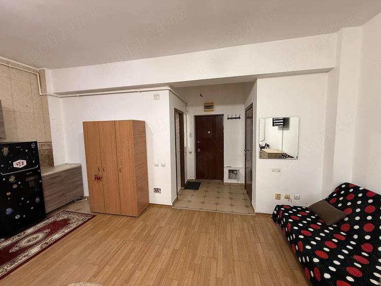 Garsonieră decomandată în Ferentari