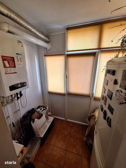 Apartament cu 3 camere decomandat în Ostroveni