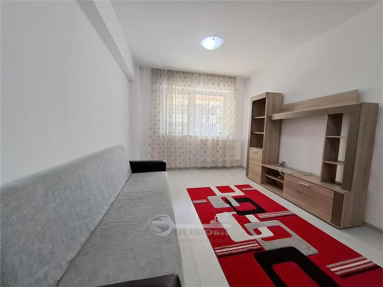Apartament cu 2 camere semidecomandat, mobilat în Cug