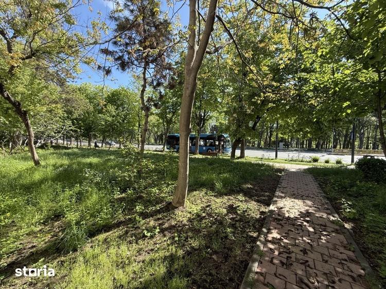 Apartament cu 4 camere decomandat, mobilat în Tomis Nord