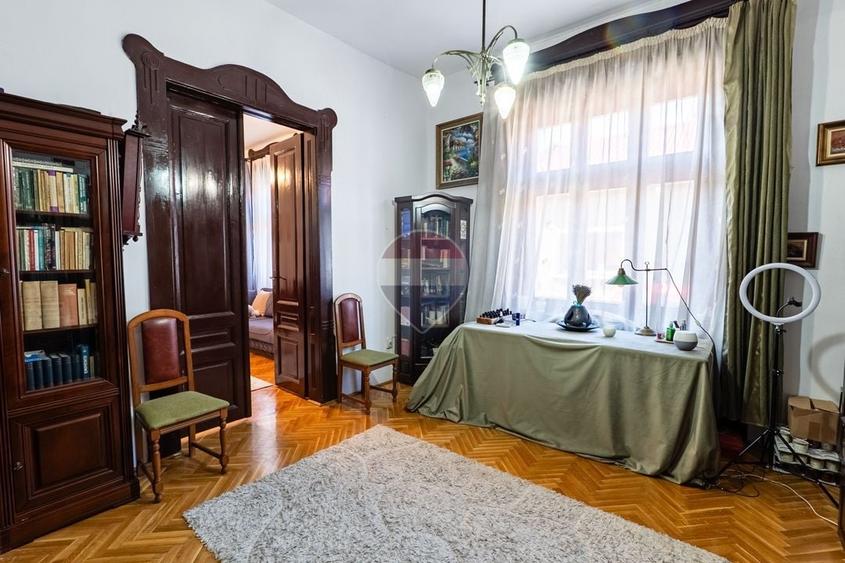 Casă individuală cu 4 camere cu Teren 150 Mp în Ultracentral