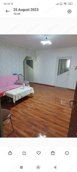 Casă cu 4 camere în Ciolpani