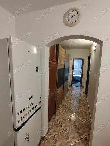 Apartament cu 3 camere decomandat, mobilat în Freidorf