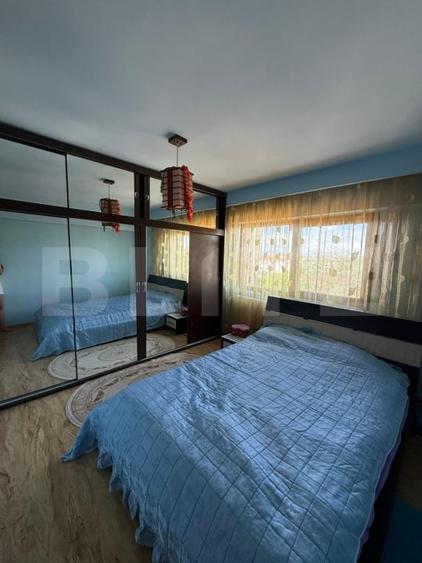 Apartament cu 4 camere decomandat, mobilat în 9 Mai