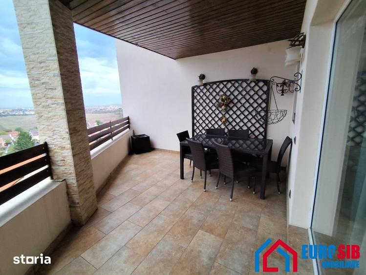 Apartament cu 3 camere în Calea Poplăcii