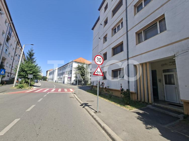 Apartament cu 2 camere decomandat în Ștrand