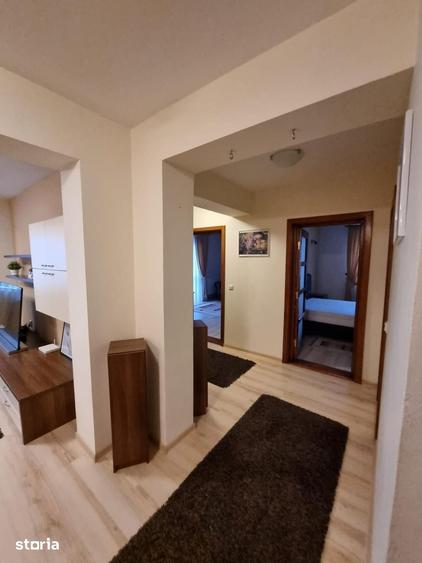 Apartament cu 3 camere decomandat în Bucium