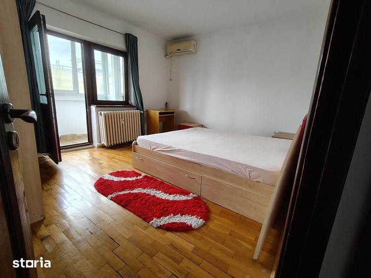 Apartament cu 3 camere decomandat în Centrul Civic