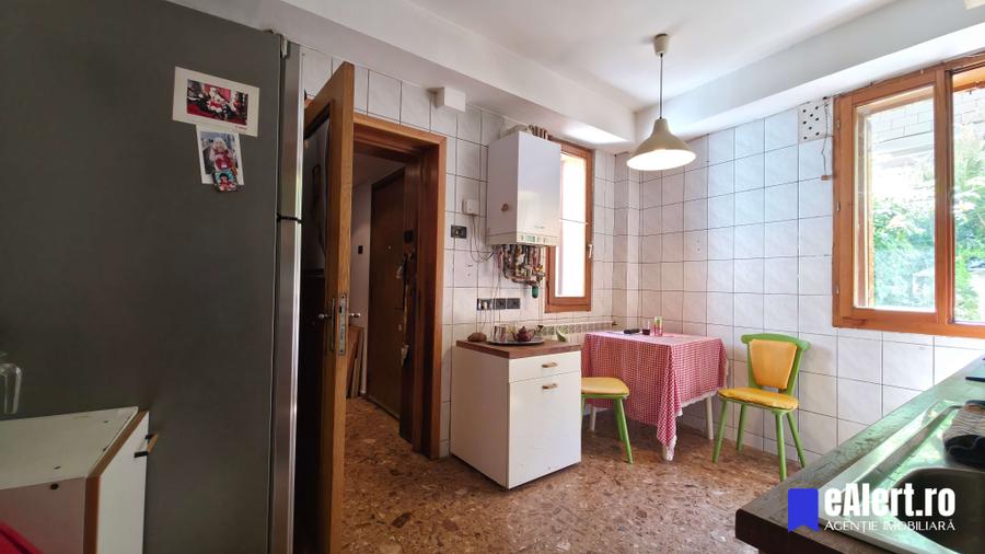 Casă de vânzare zona Domenii, București, str. Constantin Stere. - 33