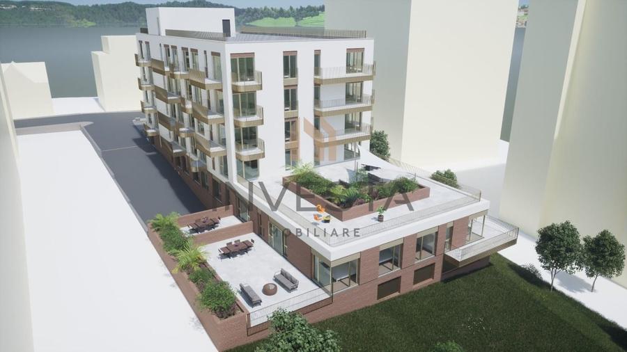 Apartament cu 4 camere semidecomandat în Calea Turzii