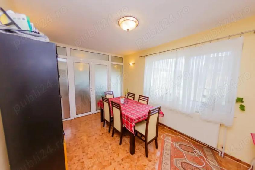 Casă cu 6 camere în Baia Sprie