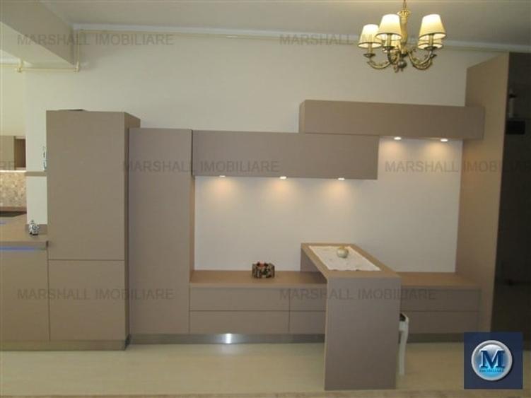 Apartament cu 3 camere decomandat, mobilat în Albert