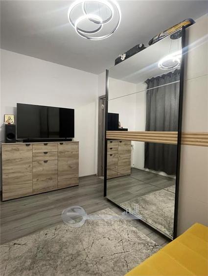 Apartament cu 2 camere decomandat în Tătărași