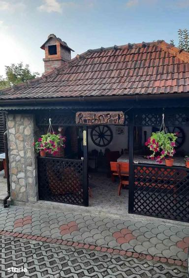 Casă cu 4 camere cu Teren 1350 Mp în Răhău