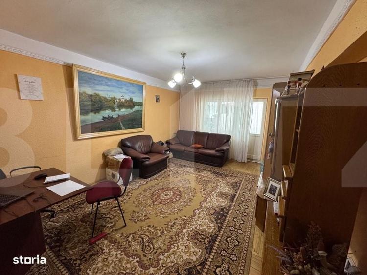 Apartament cu 3 camere decomandat în Copălău