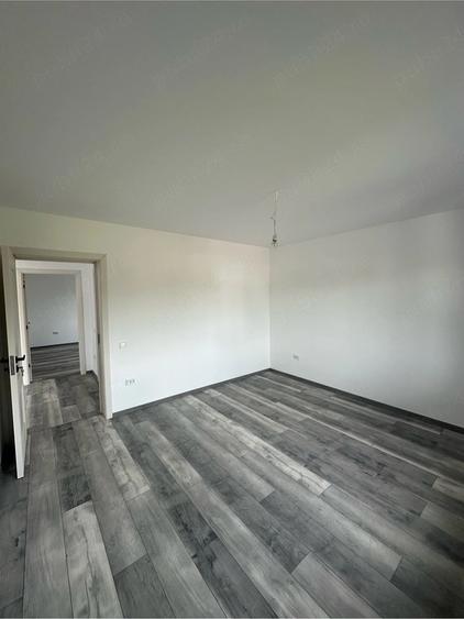 Casă cu Teren 660 Mp în Poiana cu Cetate
