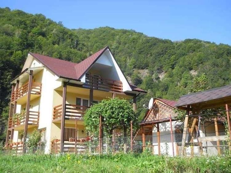 Casă cu 4 camere cu Teren 820 Mp în Malaia