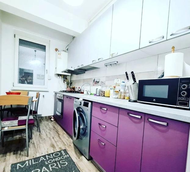 Apartament cu 2 camere decomandat în Tomis Plus