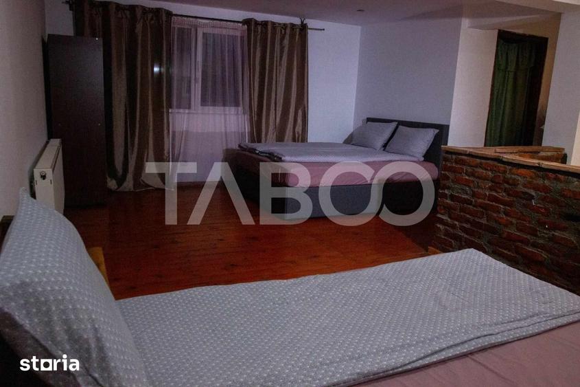 Casă cu 4 camere cu Teren 600 Mp în Mândra
