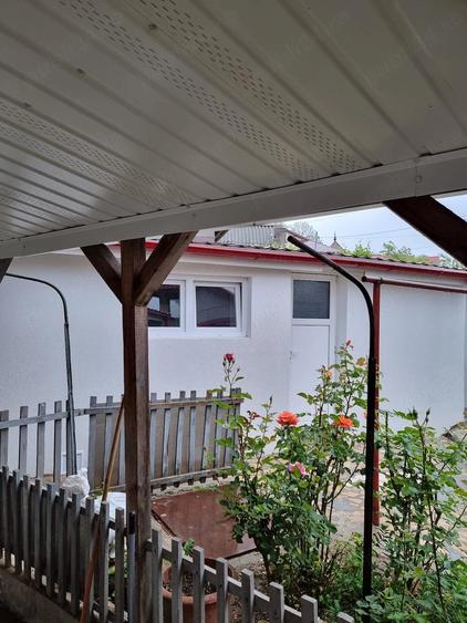 Casă cu 3 camere cu Teren 120 Mp în Central