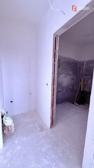 Casă cu 2 camere cu Teren 180 Mp în Sânandrei