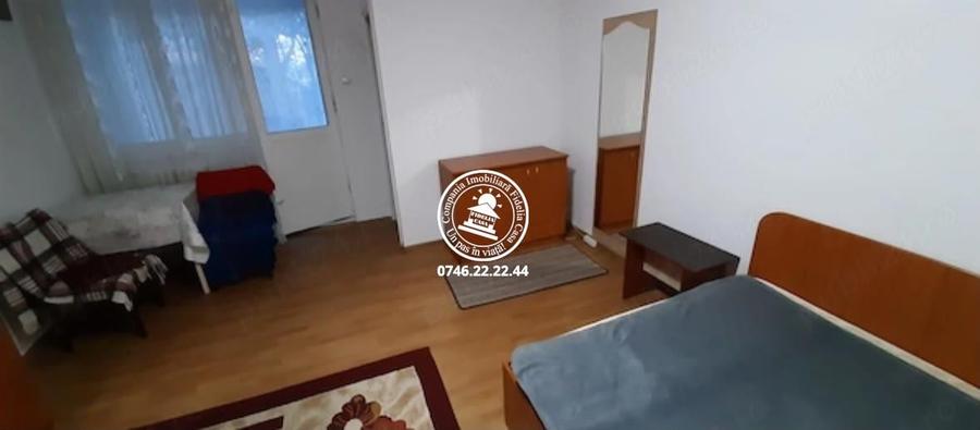 Garsonieră decomandată în Tătărași