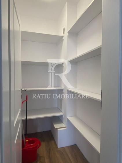 Apartament cu 3 camere decomandat, mobilat în Iosia
