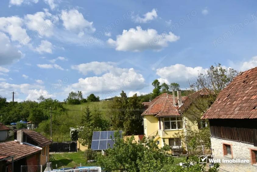 Casă cu Teren 1683 Mp în Băgara