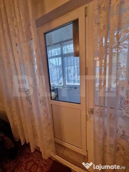 Apartament cu 3 camere decomandat în George Enescu