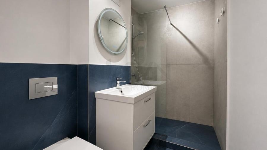 Apartament cu 2 camere semidecomandat, mobilat în Victoriei