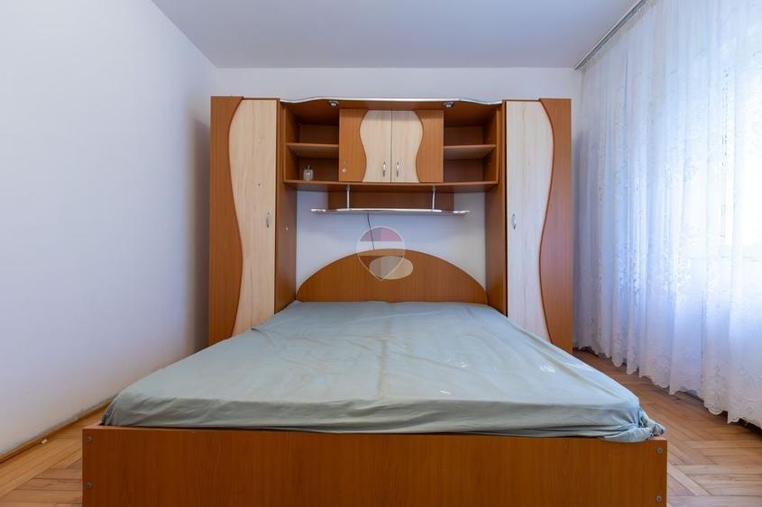Apartament cu 3 camere decomandat în Nord