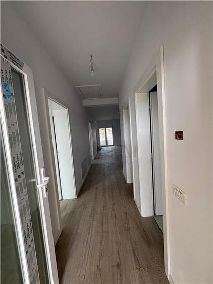 Duplex cu 3 camere cu Teren 300 Mp în Moșnița Nouă